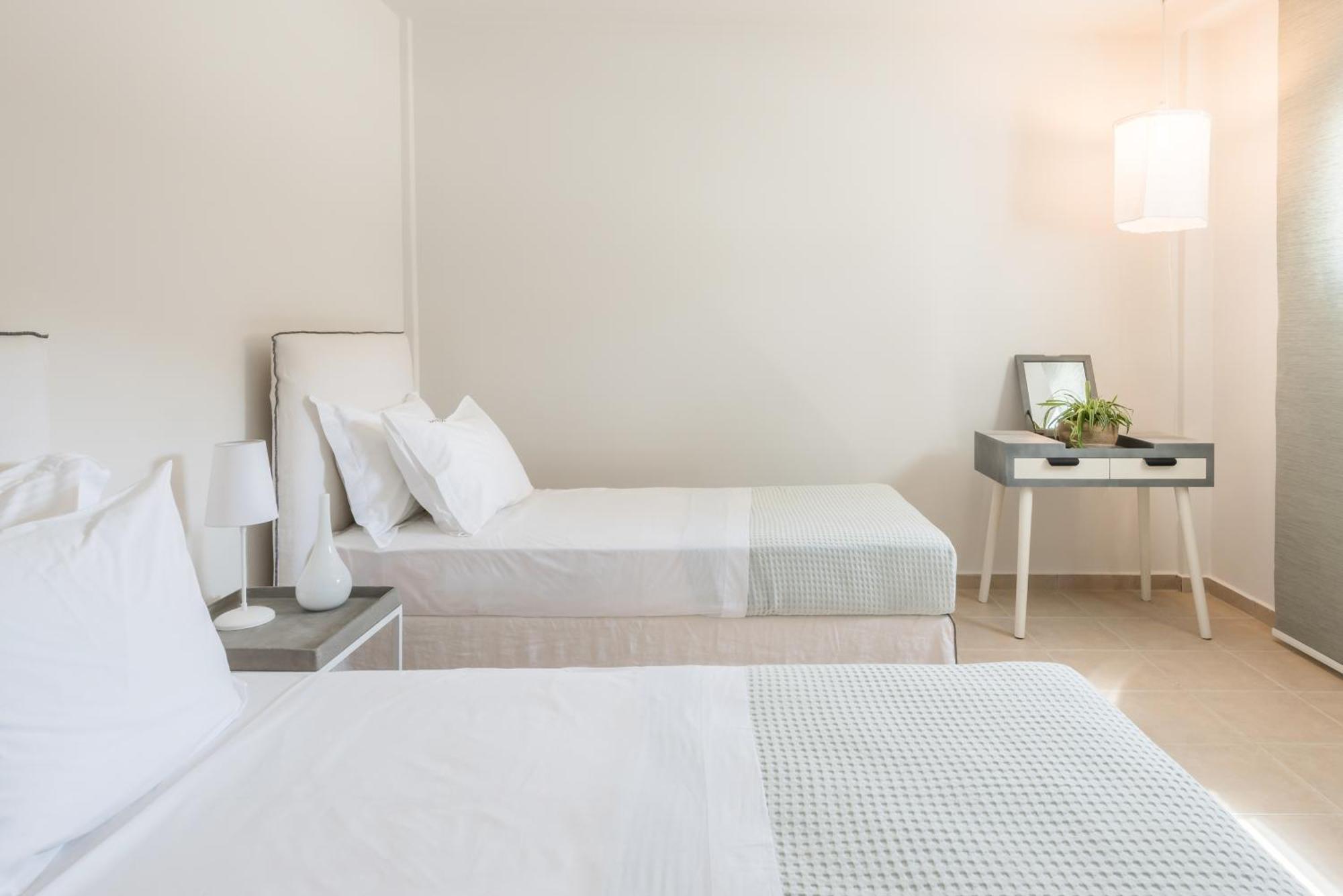 Eneos Kythnos Beach Villas-Elegant And Comfort Villas חדר תמונה